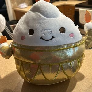 Squishmallows 10” Disney Lumiere